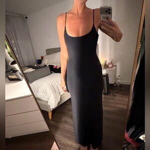 Elegant Black Maxi Dress